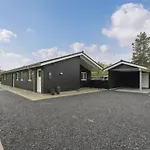 Gardi - 14km From The Sea By Interhome بيت للعطل *