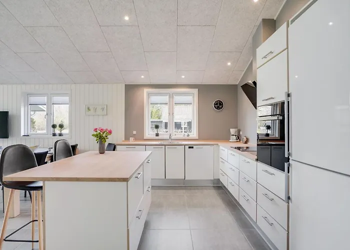 Holiday home Gardi - 14km From The Sea By Interhome