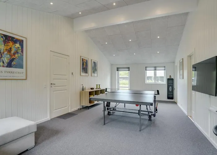 Gardi - 14km From The Sea By Interhome